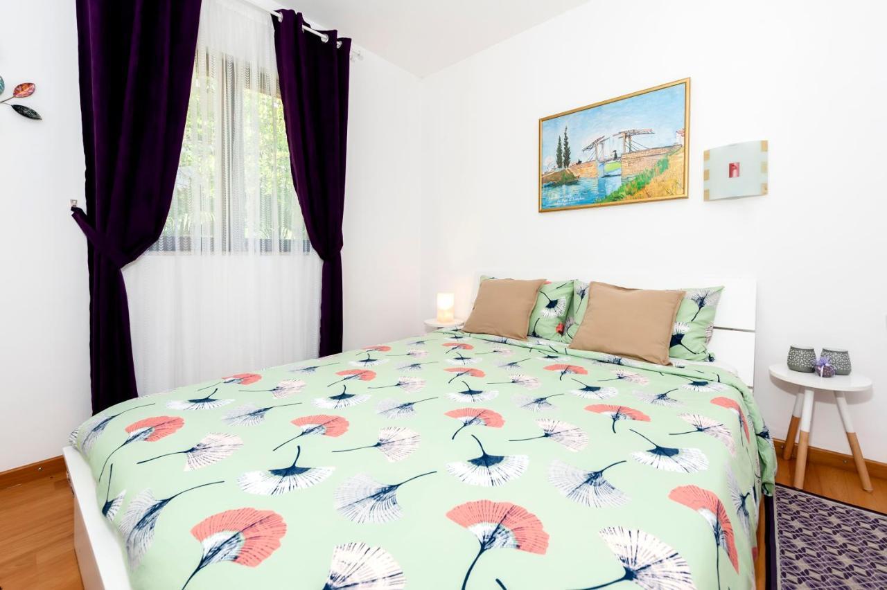 Apartments Aja And Stefy Rovinj Bagian luar foto